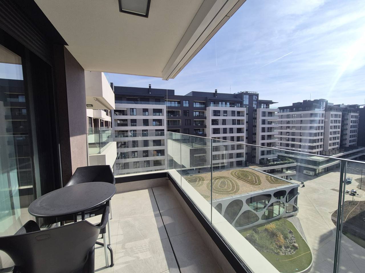 One-Bedroom Apartment in Novi Beograd photo 8 of 8