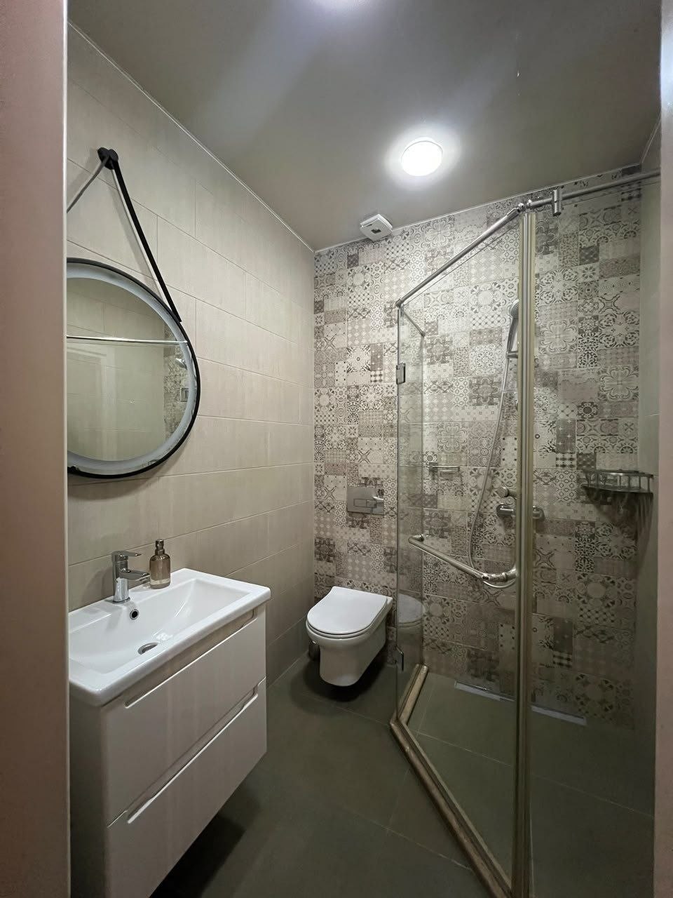 1-Bedroom Apartment for Rent in Batumi photo 5 of 6