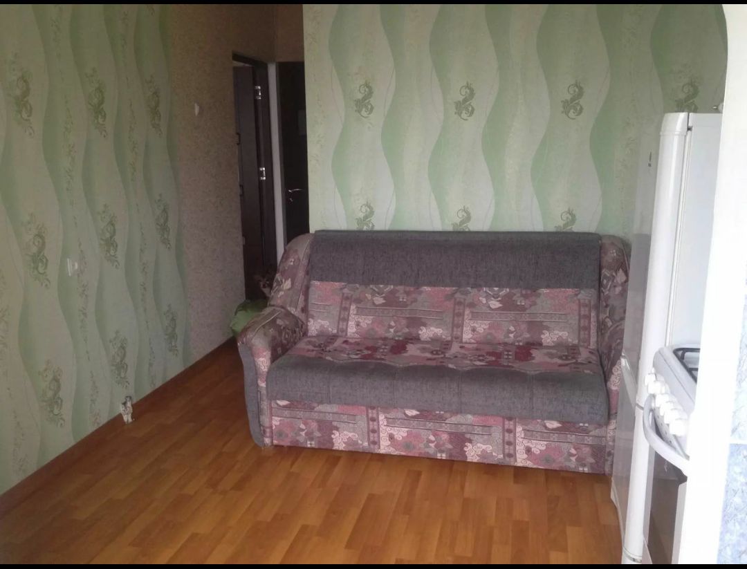 1-Bedroom Apartment with Living Room in Ciocana photo 3 of 8