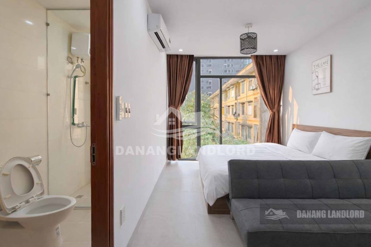 Modern 2-Bedroom Apartment Near the Beach photo 6 of 8