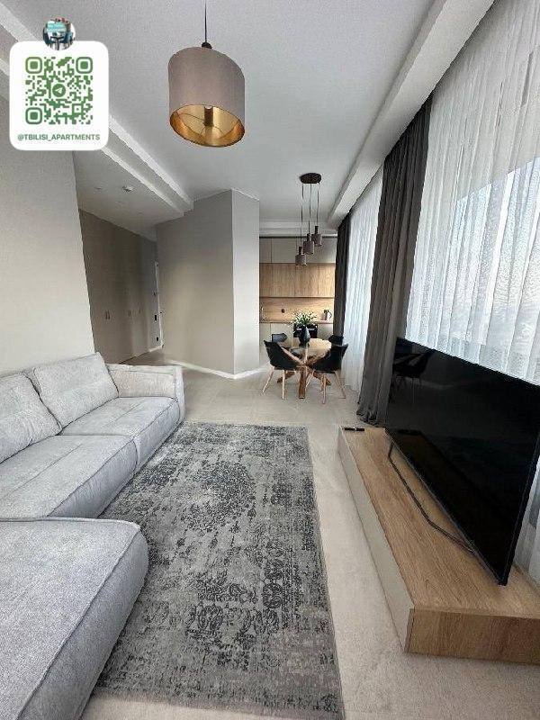 Two-Bedroom Apartment in Axis Towers photo 5 of 8