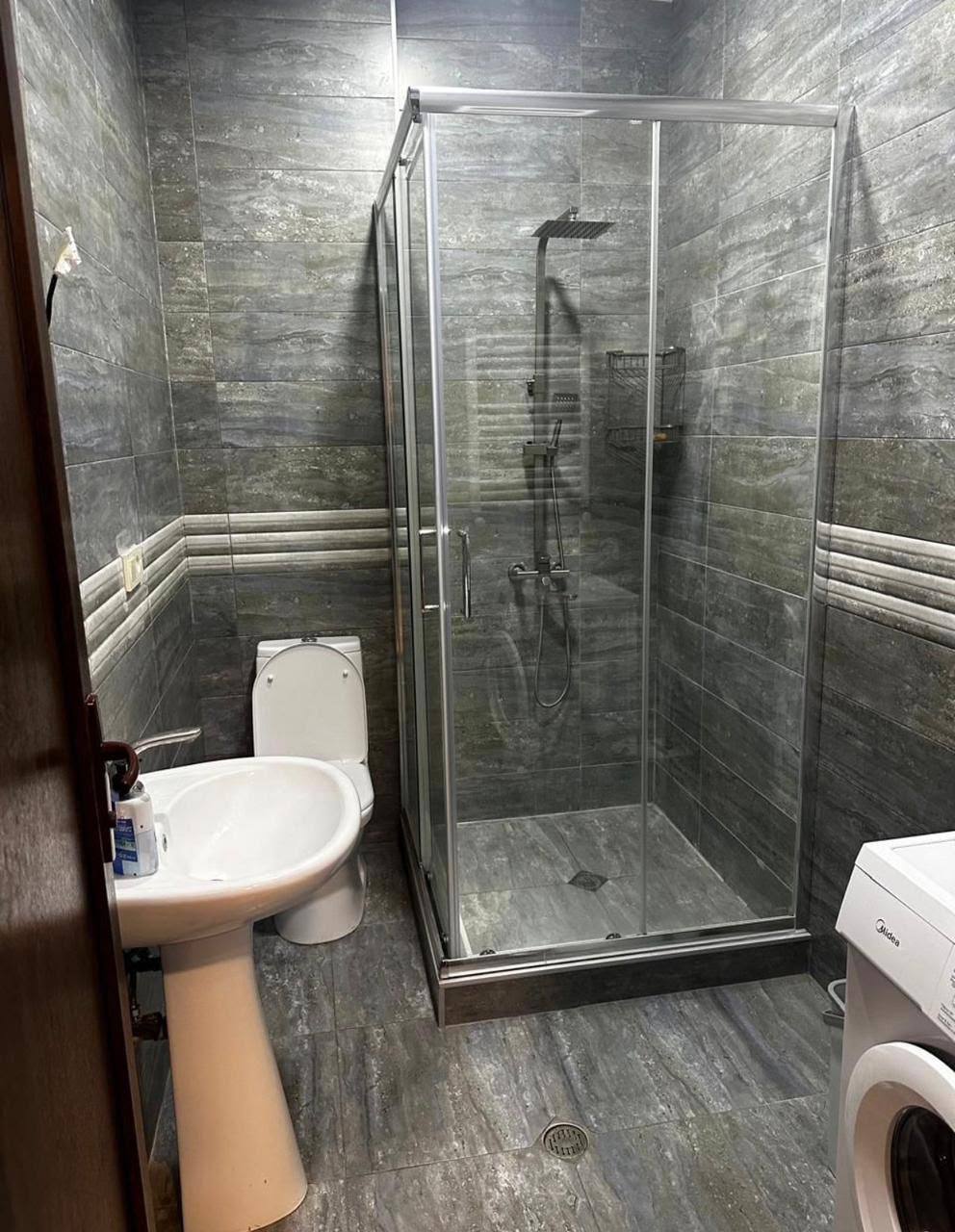 1+1 Apartment for Rent in Batumi photo 5 of 6