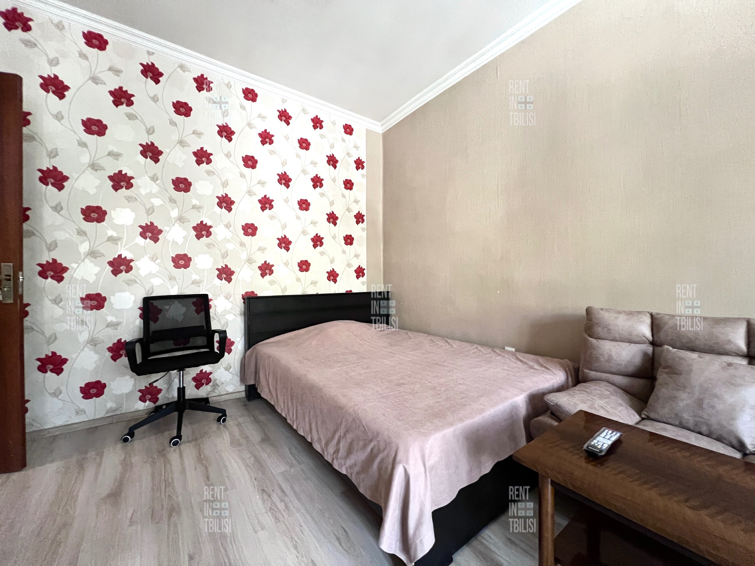 1-Bedroom Apartment in Didube photo 3 of 8