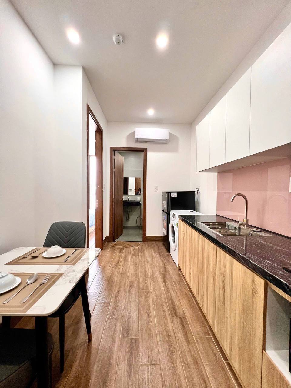 1-Bedroom Apartment in Khue My photo 2 of 6