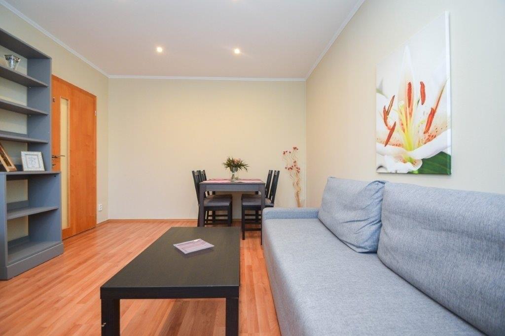 Furnished 2-Room Apartment in Dúbravka photo 2 of 8