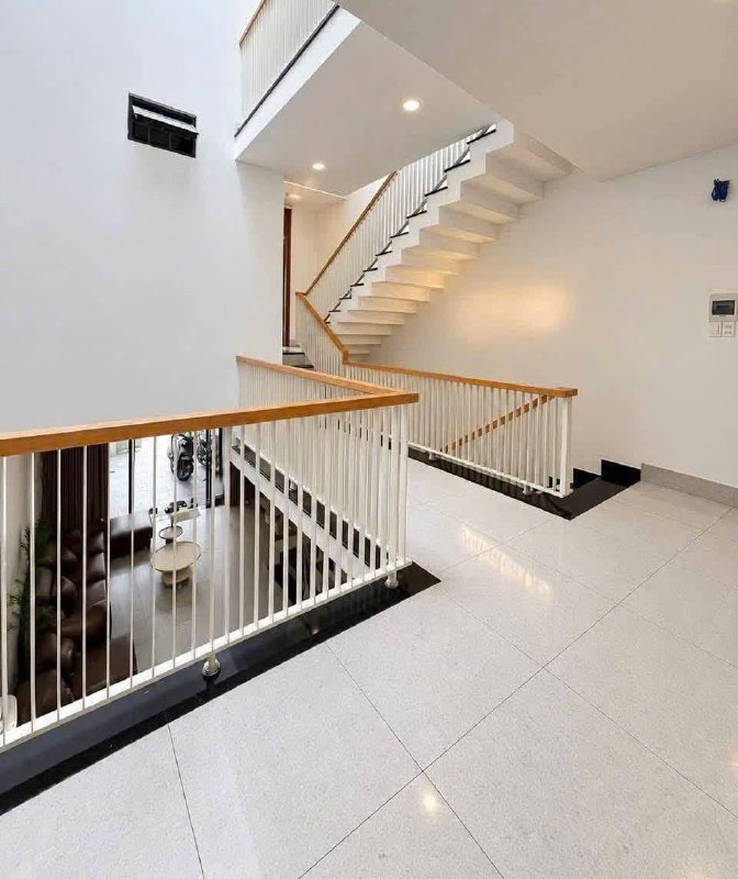 Four-Bedroom House in Cam Le photo 4 of 6