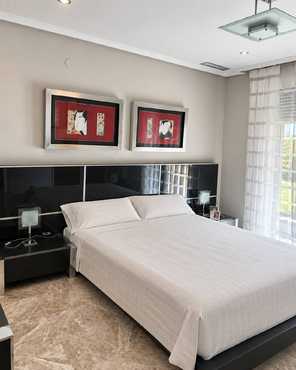 Furnished 4-Bedroom Townhouse in Torrent photo 7 of 8