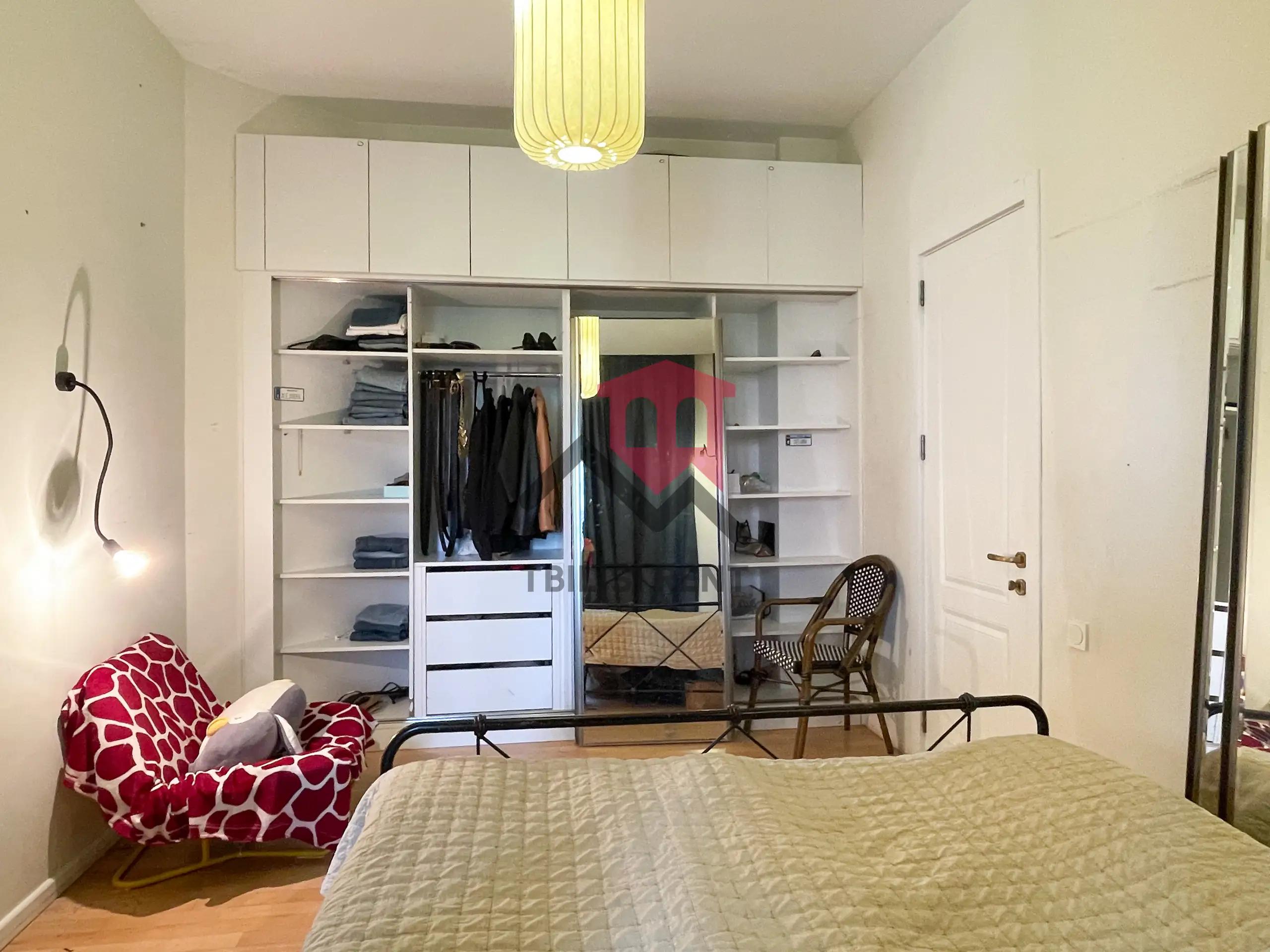Spacious 3-Bedroom Apartment in Vake photo 4 of 8
