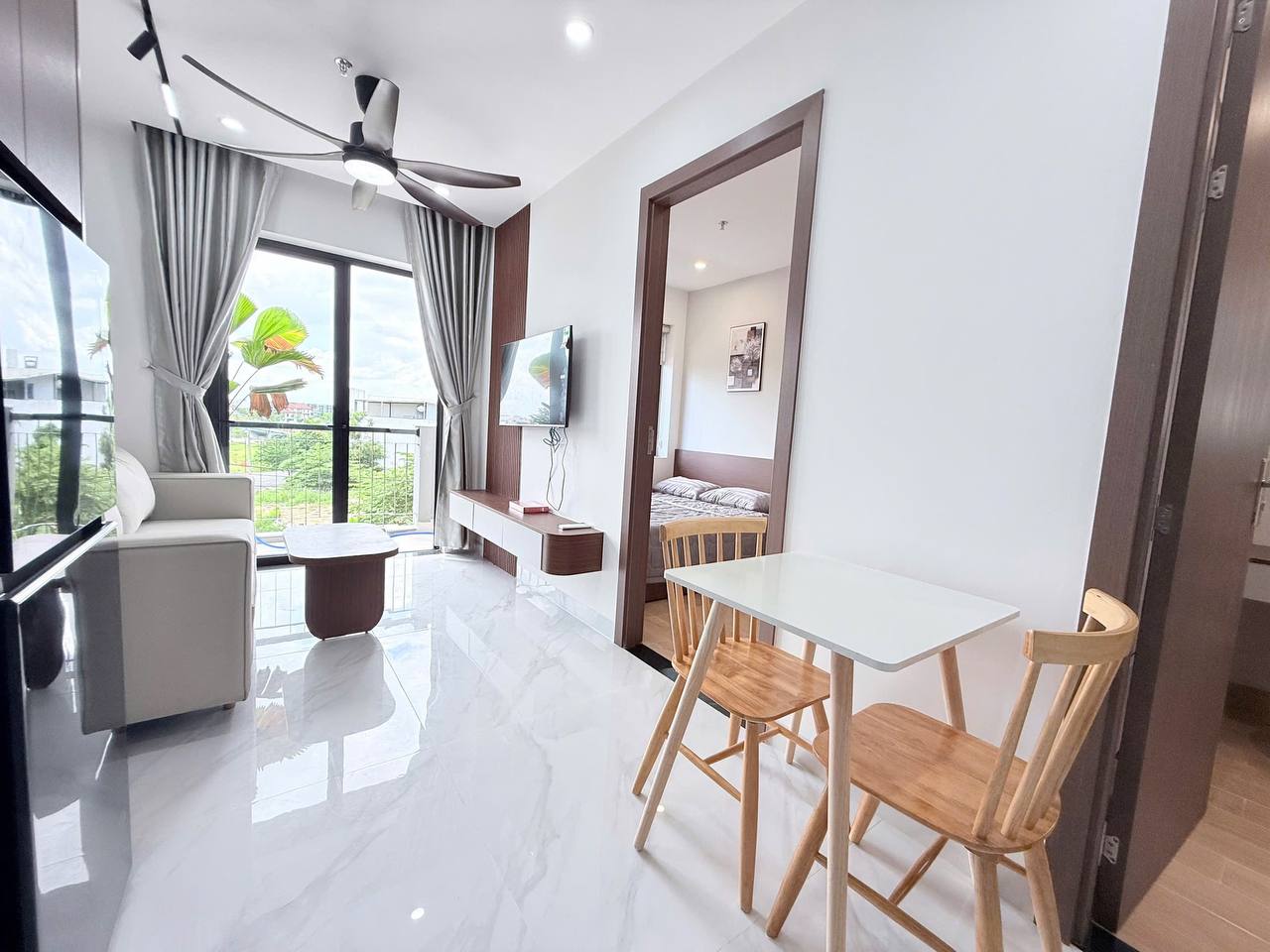 Brand-New 2-Bedroom Apartment in Khue My photo 5 of 8