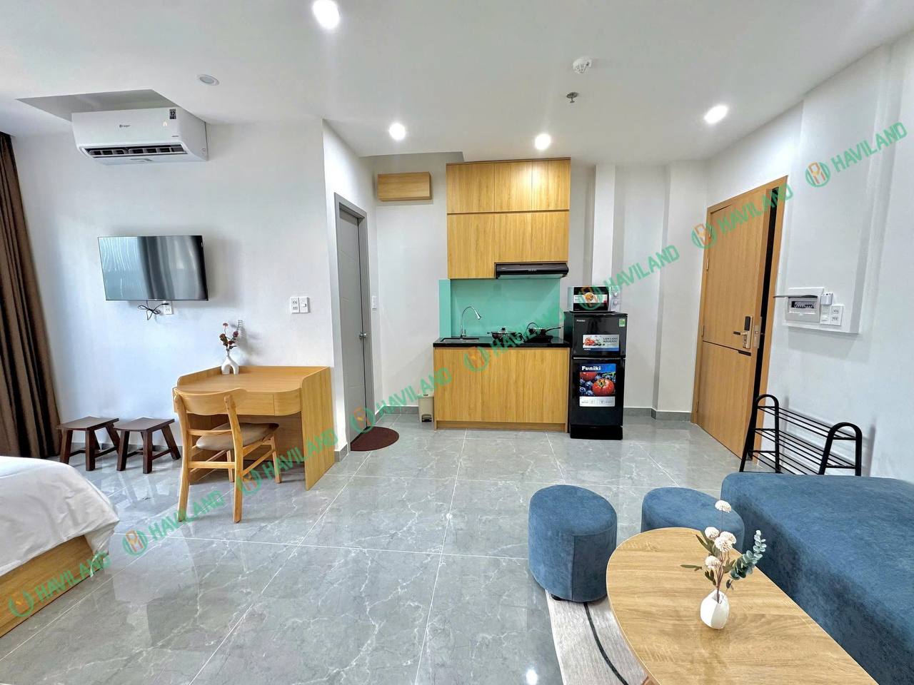 1-Bedroom River-View Apartment in My An photo 1 of 8