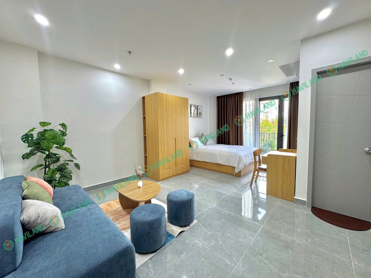 1-Bedroom River-View Apartment in My An photo 2 of 8