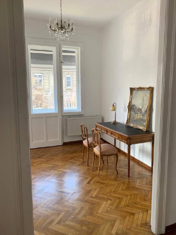 Spacious 4-Bedroom Apartment in Dorćol photo 7 of 8