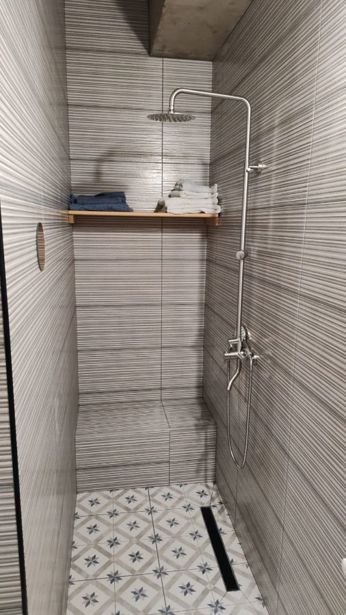 Renovated 1-Bedroom Apartment Near 300 Aragveli Metro photo 1 of 8