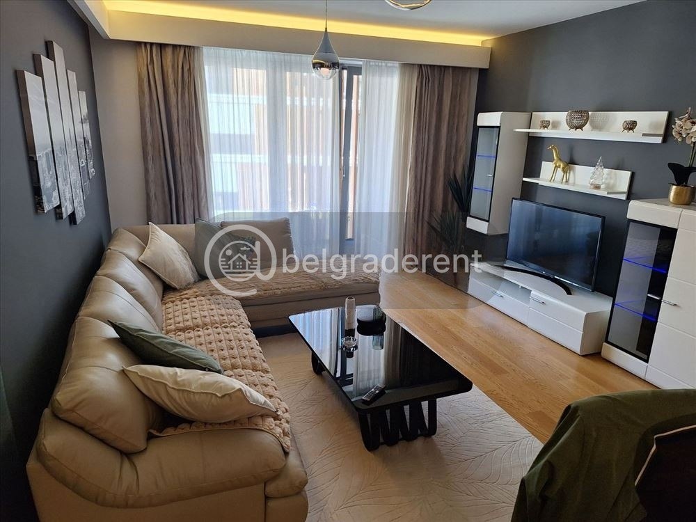 58 m² Apartment in Novi Beograd photo 2 of 5