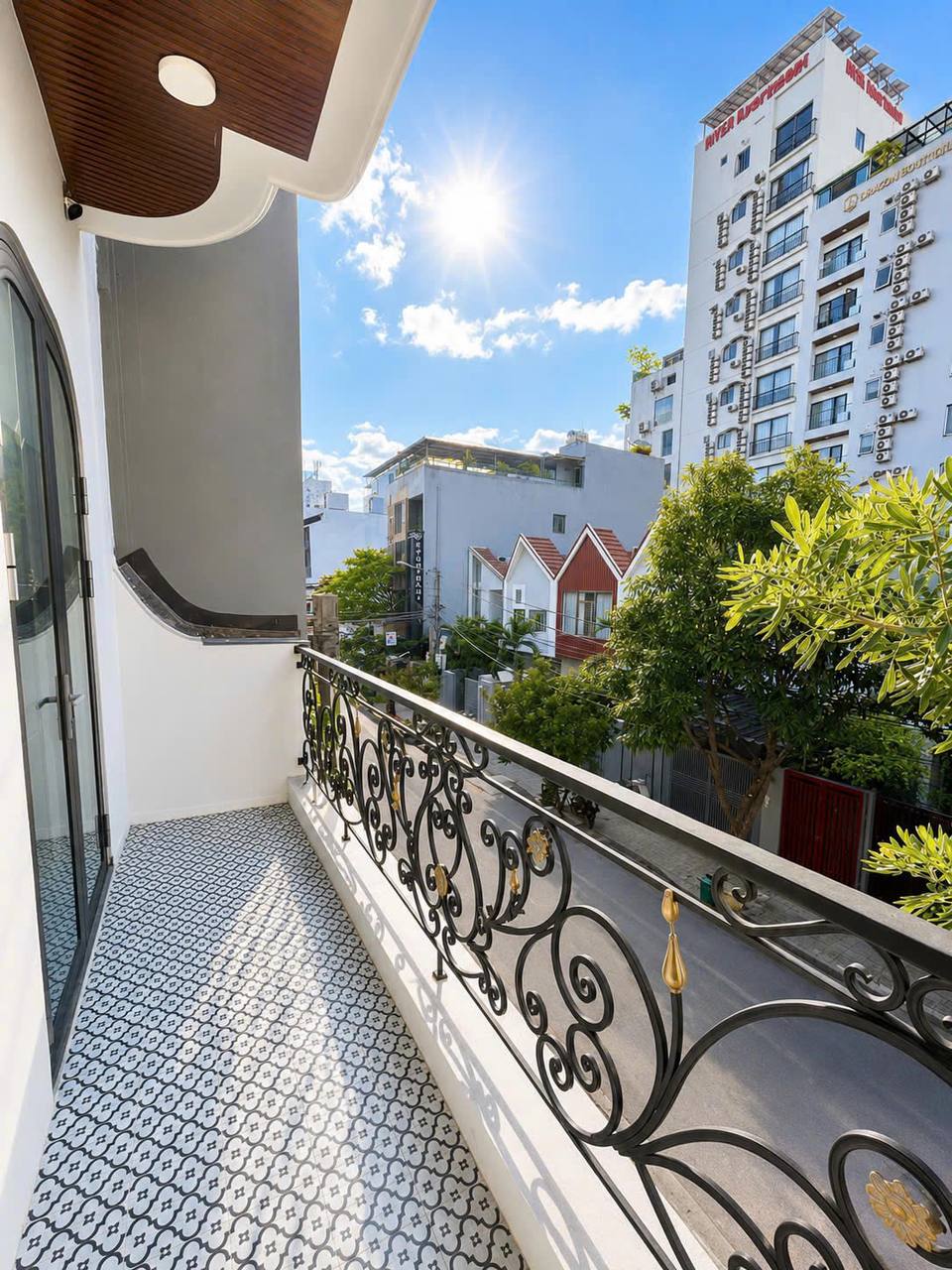 Penthouse 1-Bedroom Apartment in My An photo 1 of 8