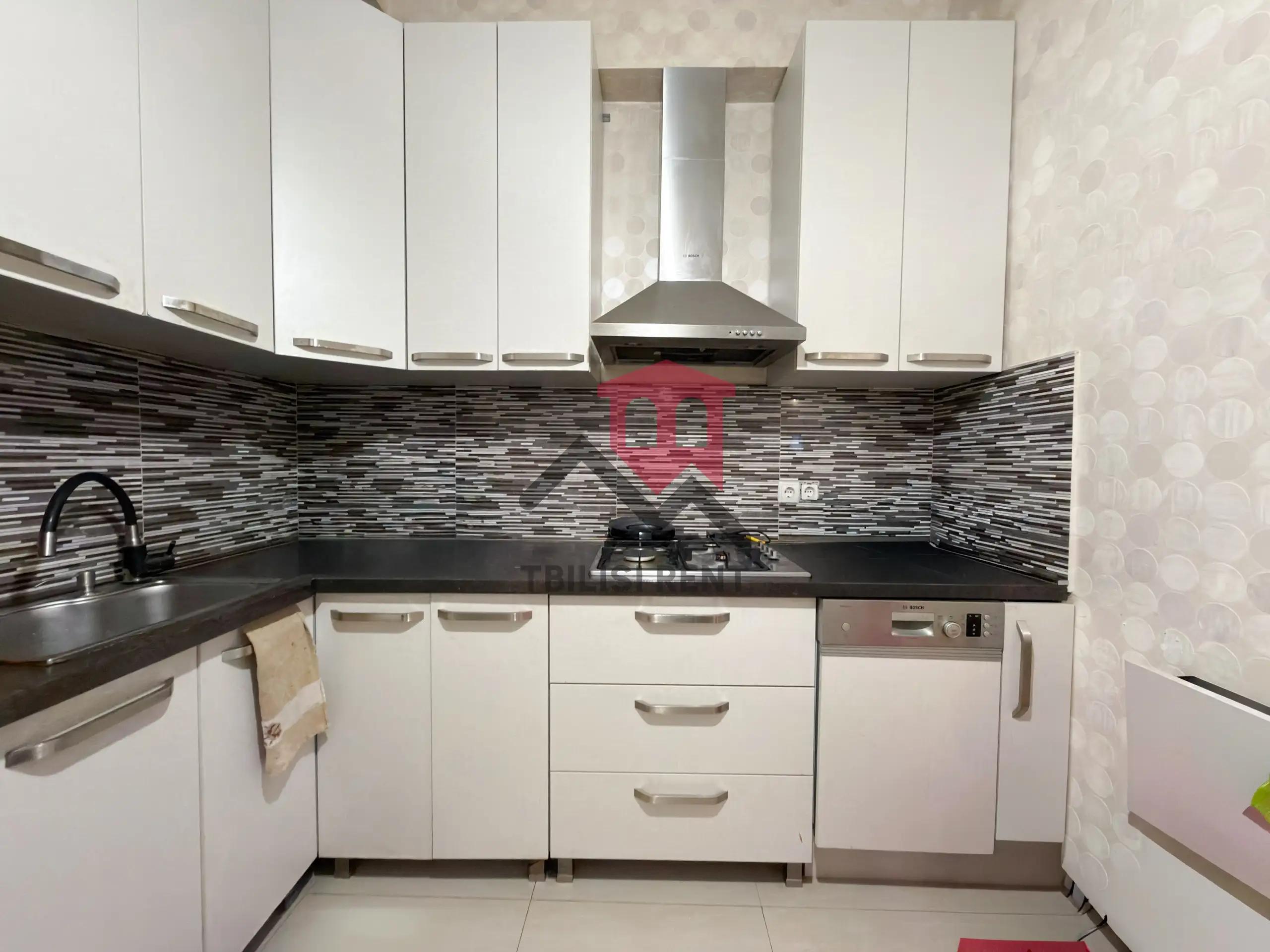 3-Bedroom Apartment in Didi Dighomi photo 7 of 8