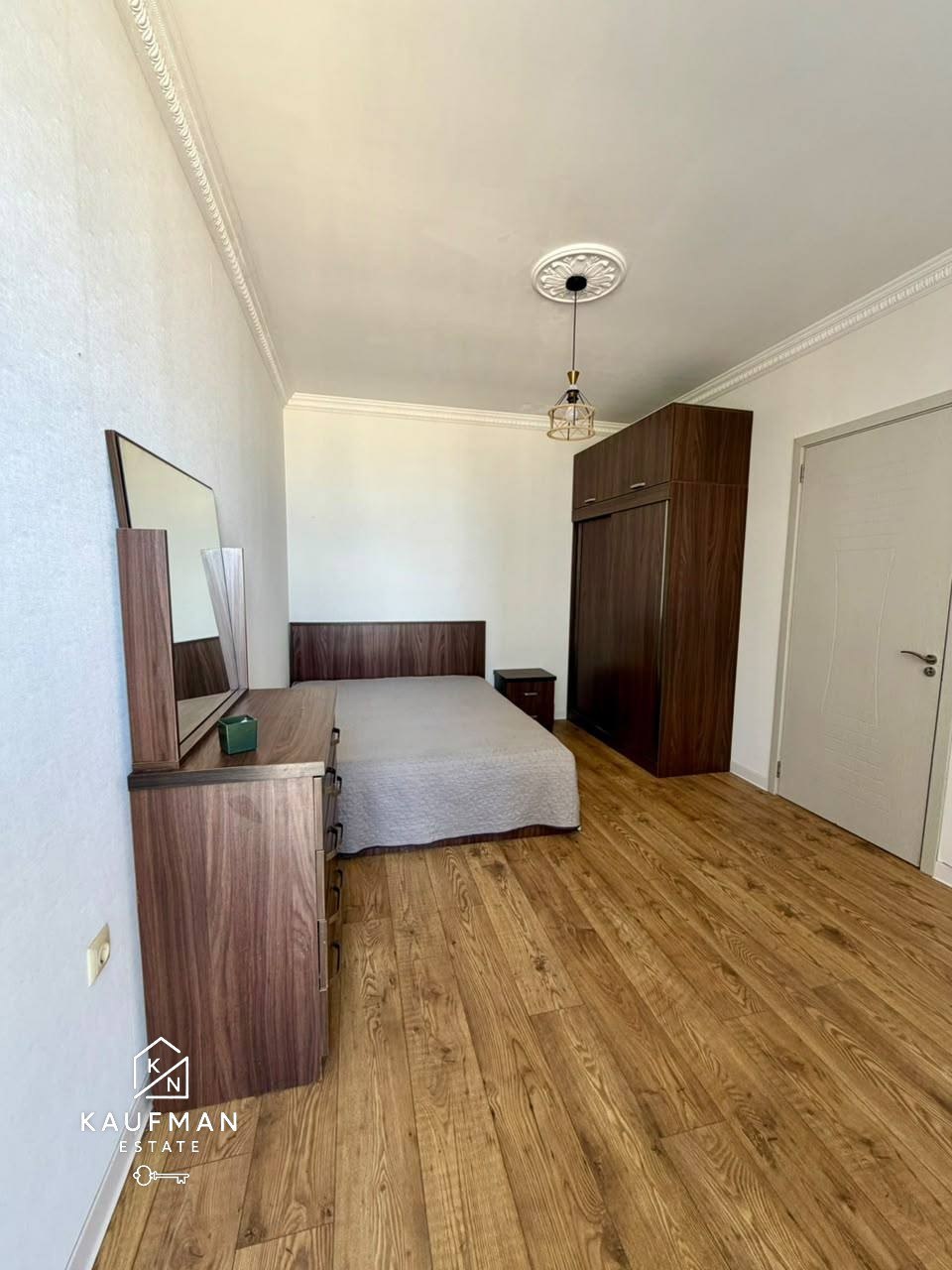 2-Bedroom Sea-View Apartment in Batumi photo 3 of 6