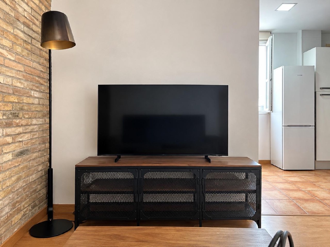 2-Bedroom Apartment for Rent in Russafa photo 5 of 8