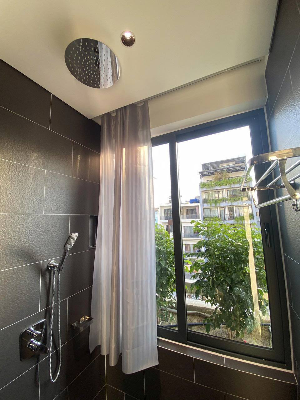 Modern Studio Apartment in My An photo 2 of 8