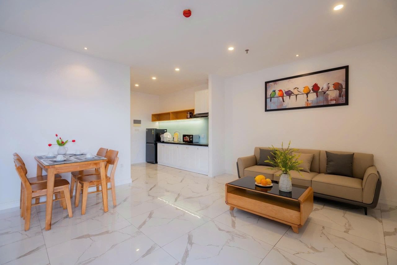 2-Bedroom Apartment with Pool in Son Tra photo 5 of 8