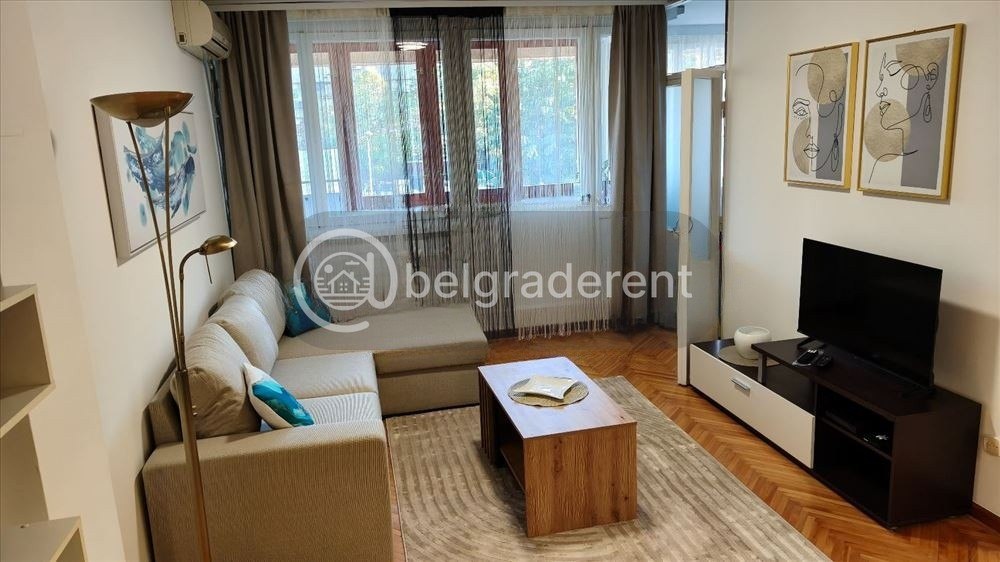 2.5-Room Apartment in Blok 21 photo 3 of 8