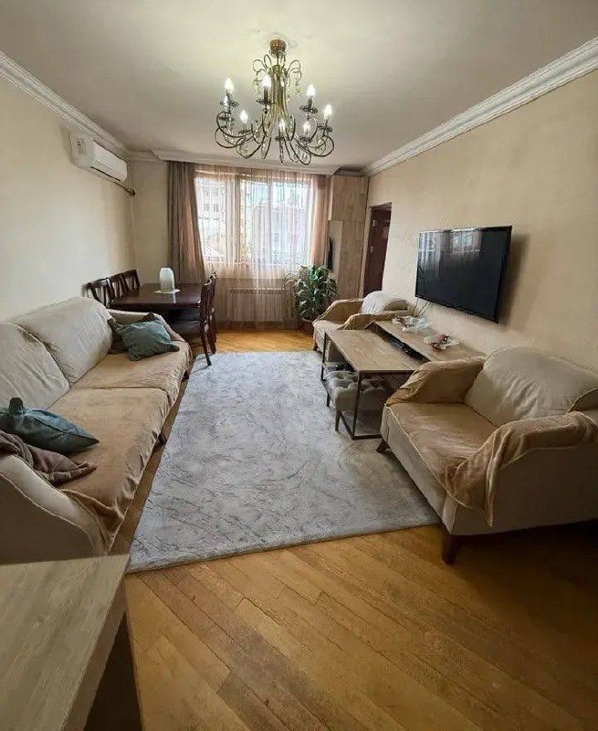 Furnished 2-Bedroom Apartment in Arabkir photo 1 of 8
