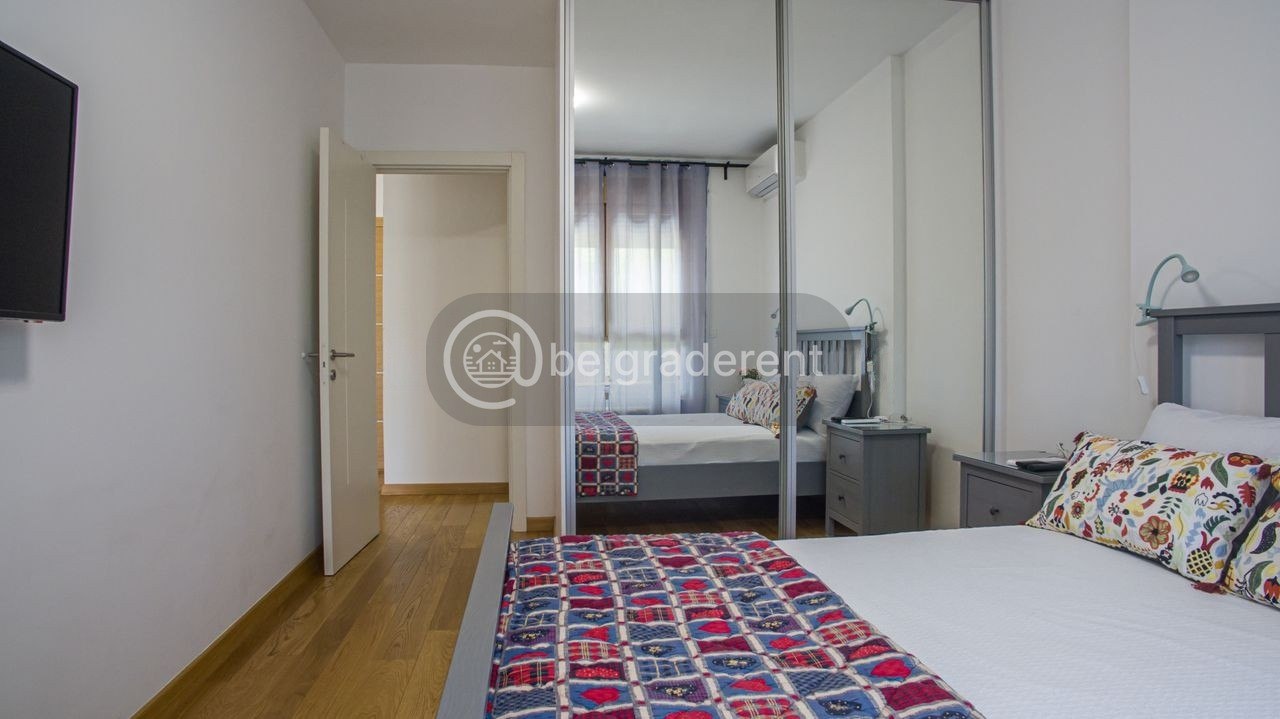 1-Bedroom Apartment in Novi Beograd, Block 65 photo 7 of 8