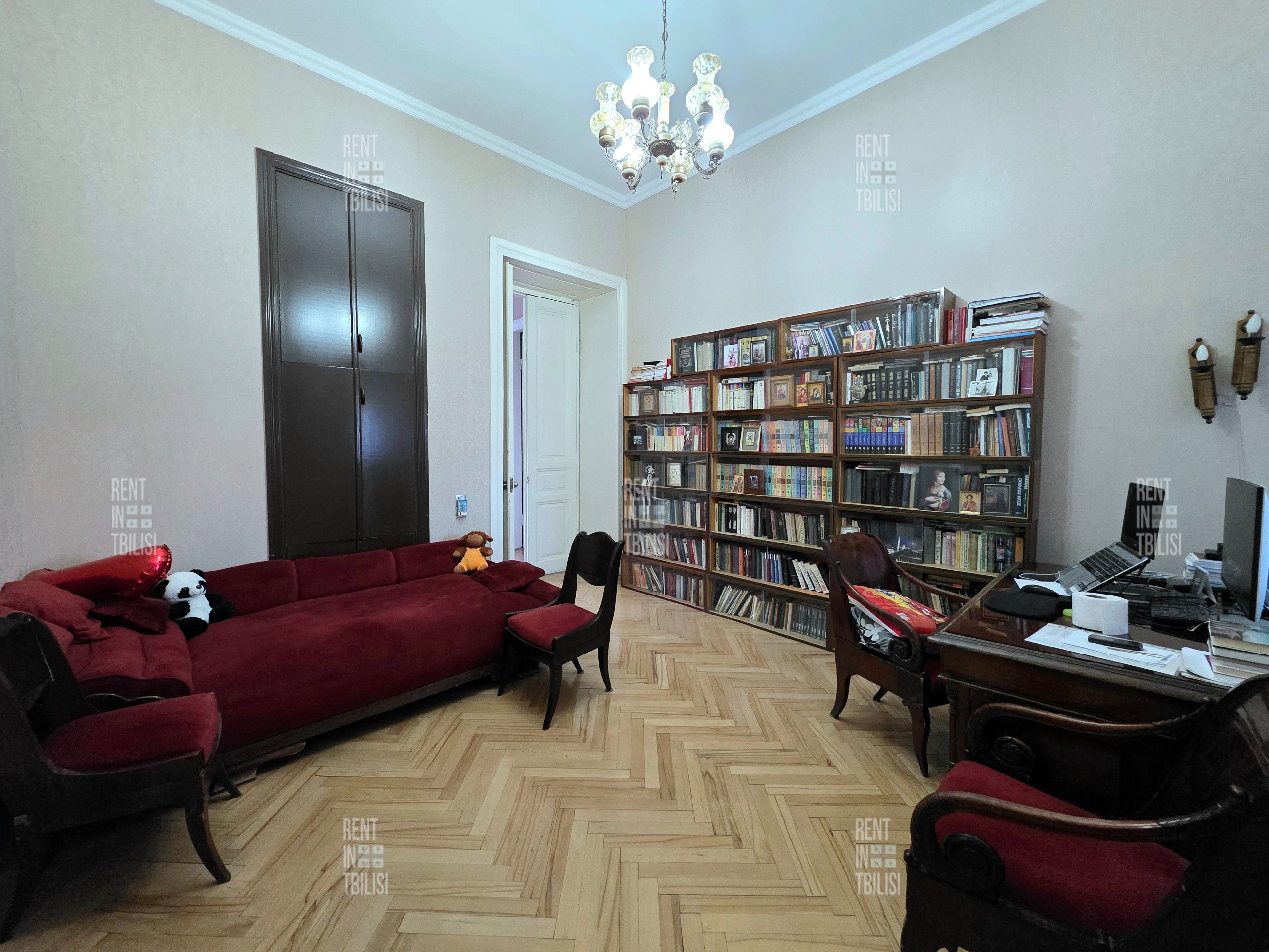 Уютная 3-комнатная квартира в Чугурети photo 2 of 8
