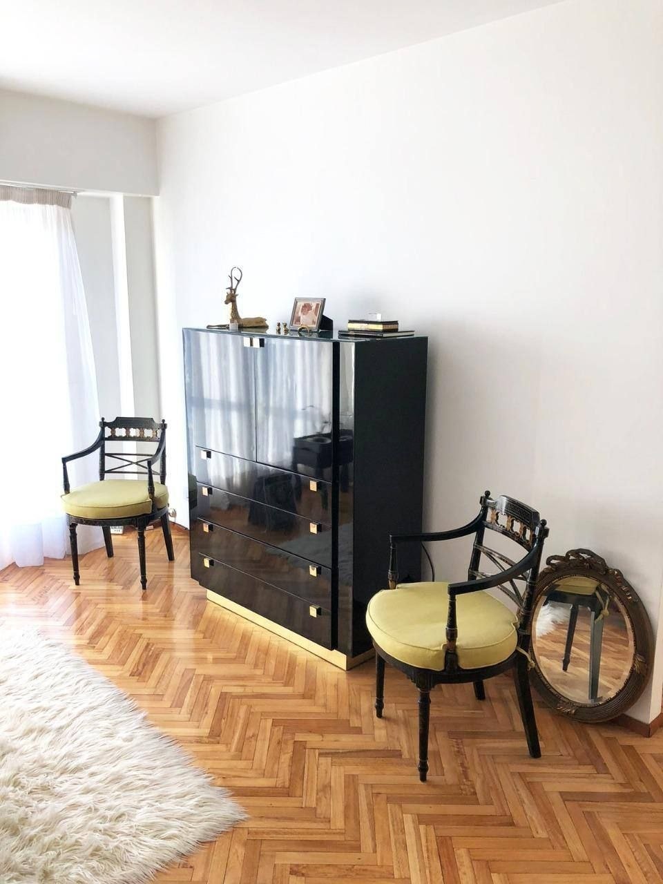 3-Room Apartment with Balcony in Belgrano photo 3 of 8