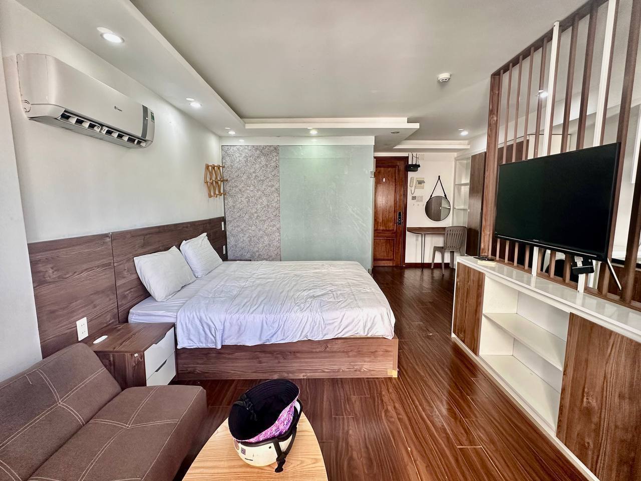 Studio Apartment in My An photo 2 of 8