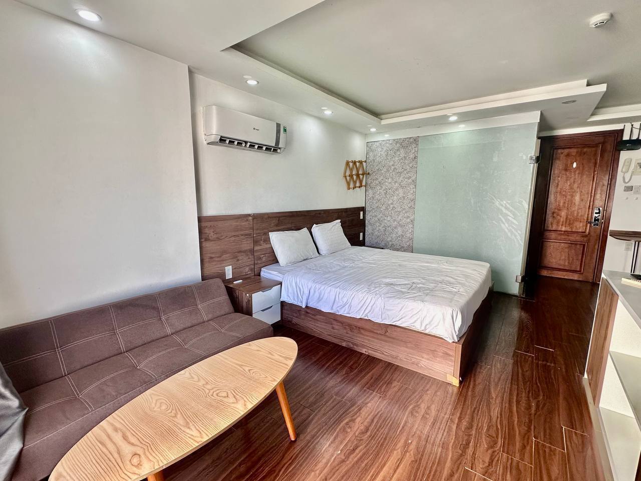 Studio Apartment in My An photo 3 of 8