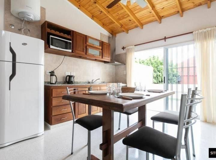 Budget 1-Bedroom Apartment with Terrace photo 5 of 8