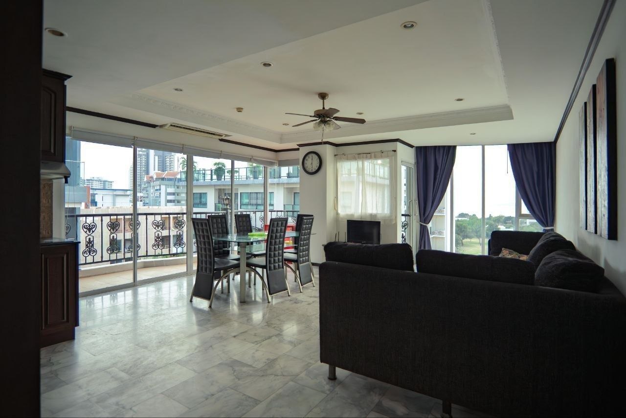 1-Bedroom Apartment at Siam Oriental Twins photo 1 of 5
