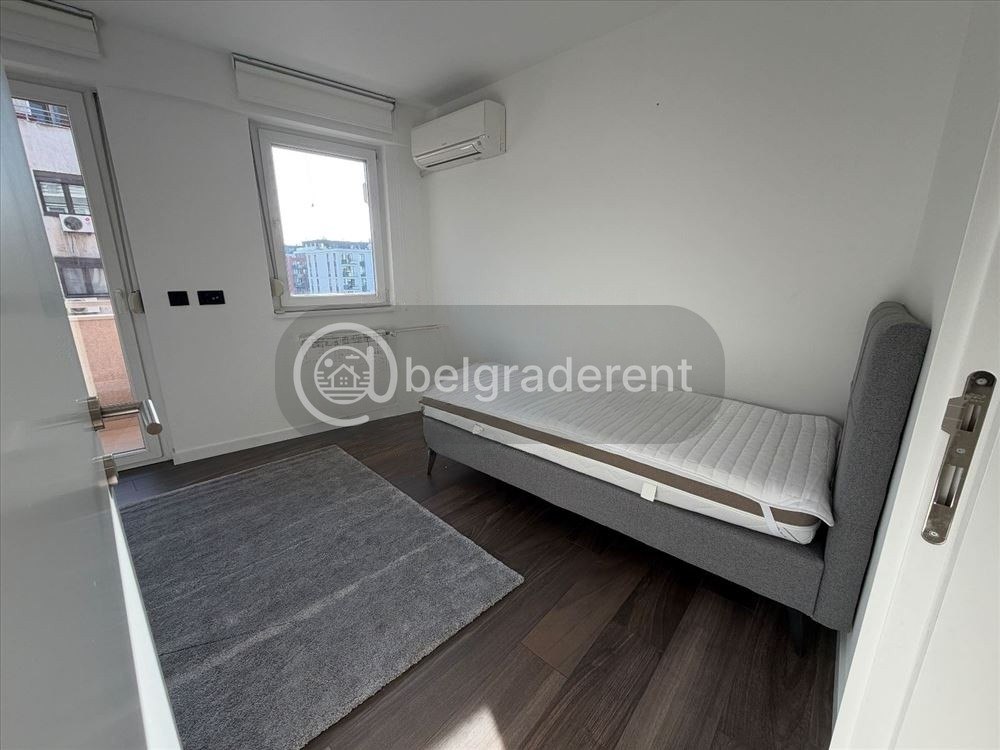 4-Room Apartment in Belgrade Waterfront photo 4 of 8