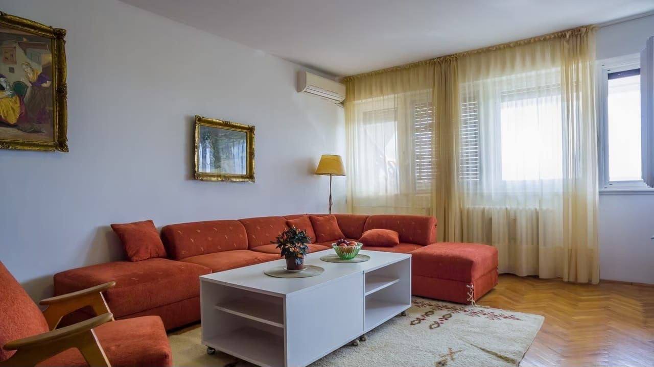 96 m² Apartment in New Belgrade photo 1 of 8