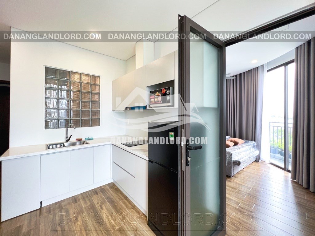 1-Bedroom Apartment Near Ho Xuan Huong Street photo 3 of 8