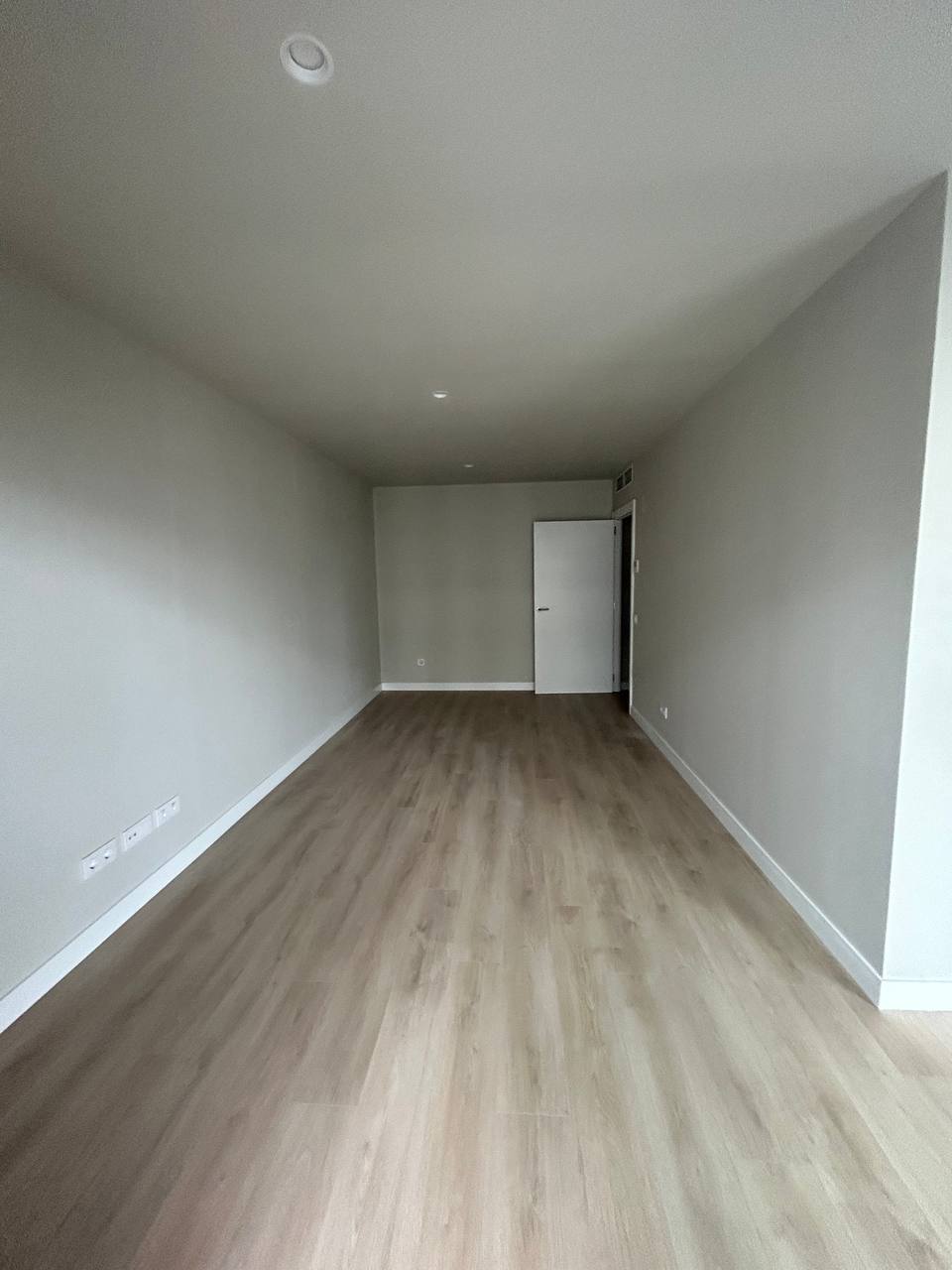 Новые квартиры в аренду в Бадалоне photo 5 of 5