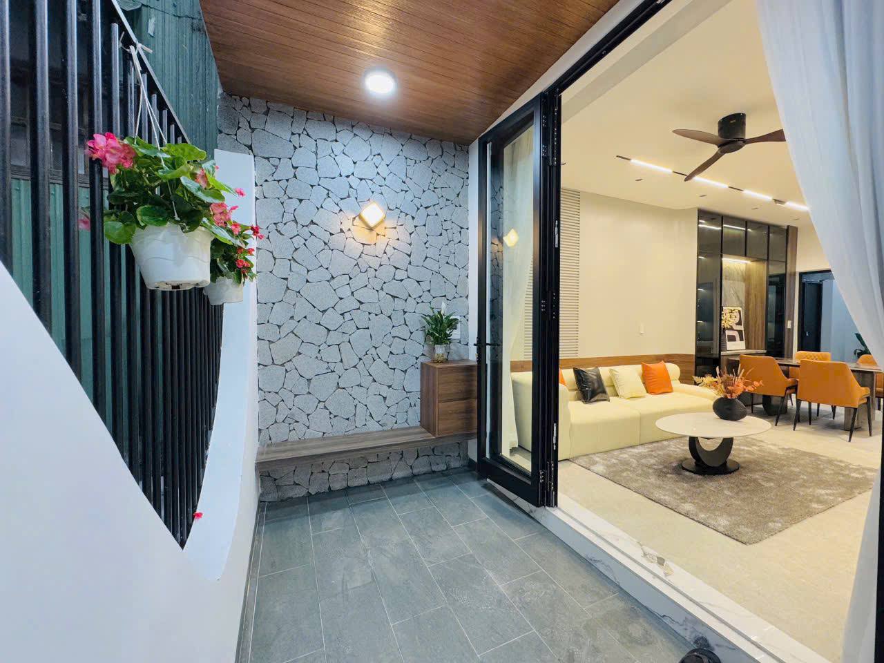 Three-Bedroom House in Thanh Khe photo 4 of 8