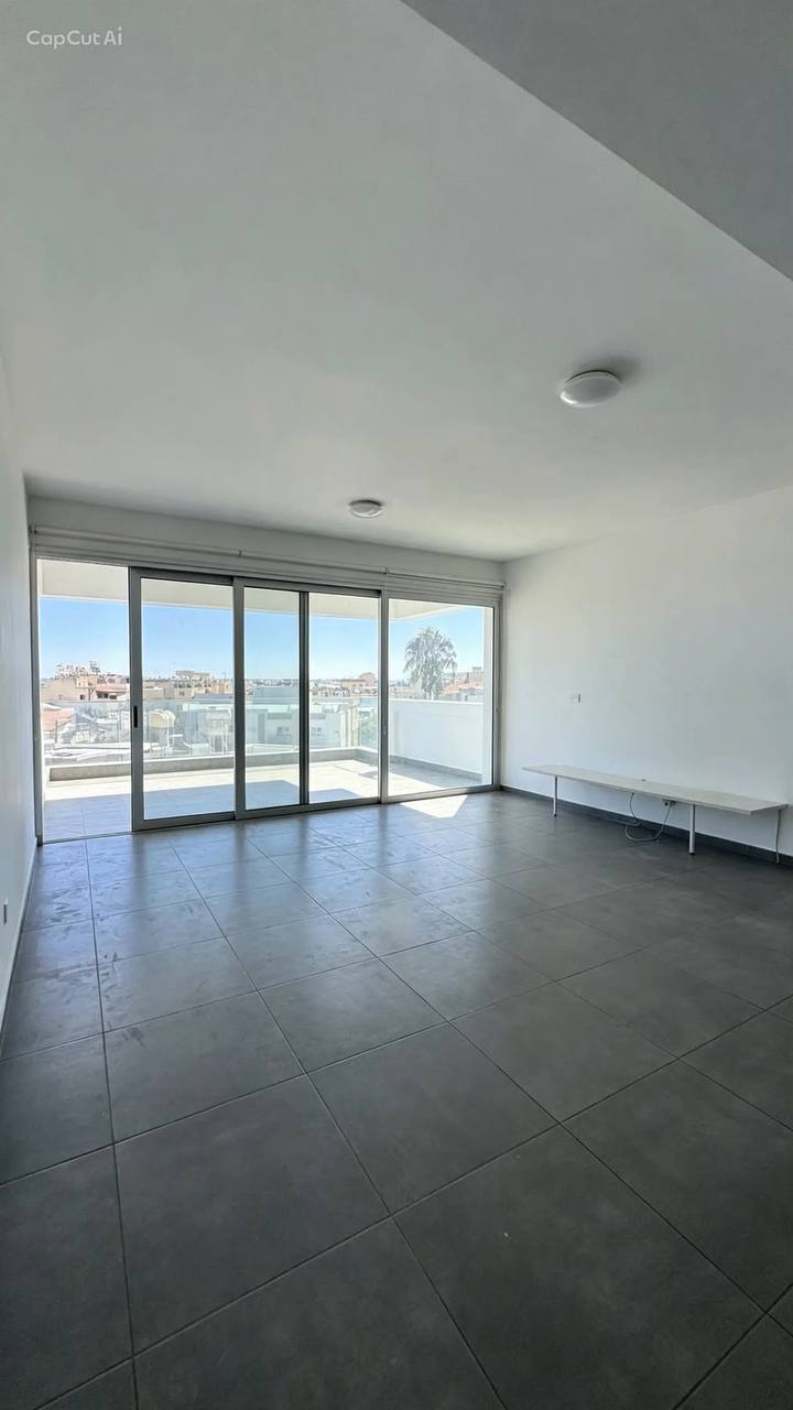 2-Bedroom Apartment in Limassol photo 1 of 4