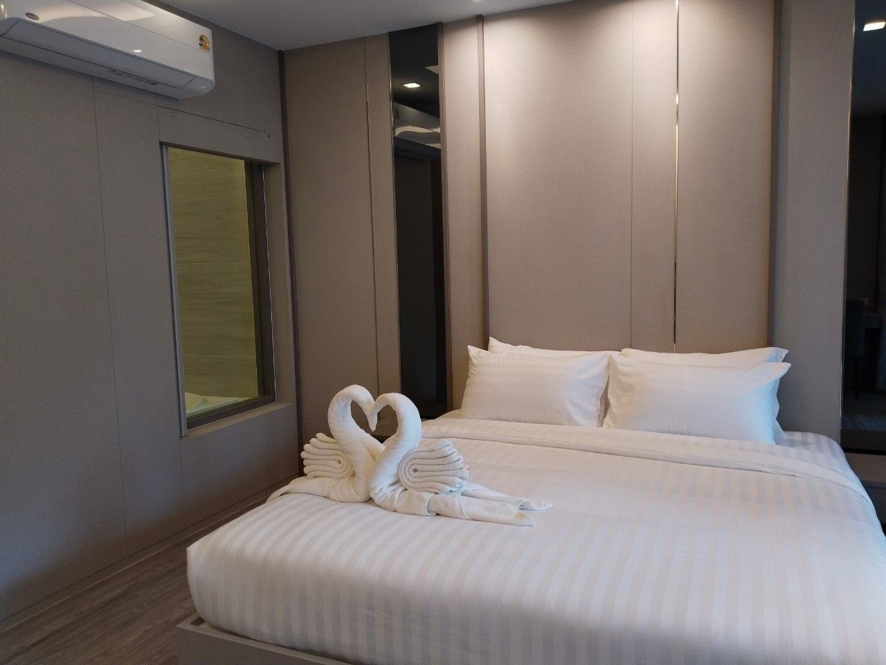 Spacious One-Bedroom Apartment in Bang Tao photo 1 of 8