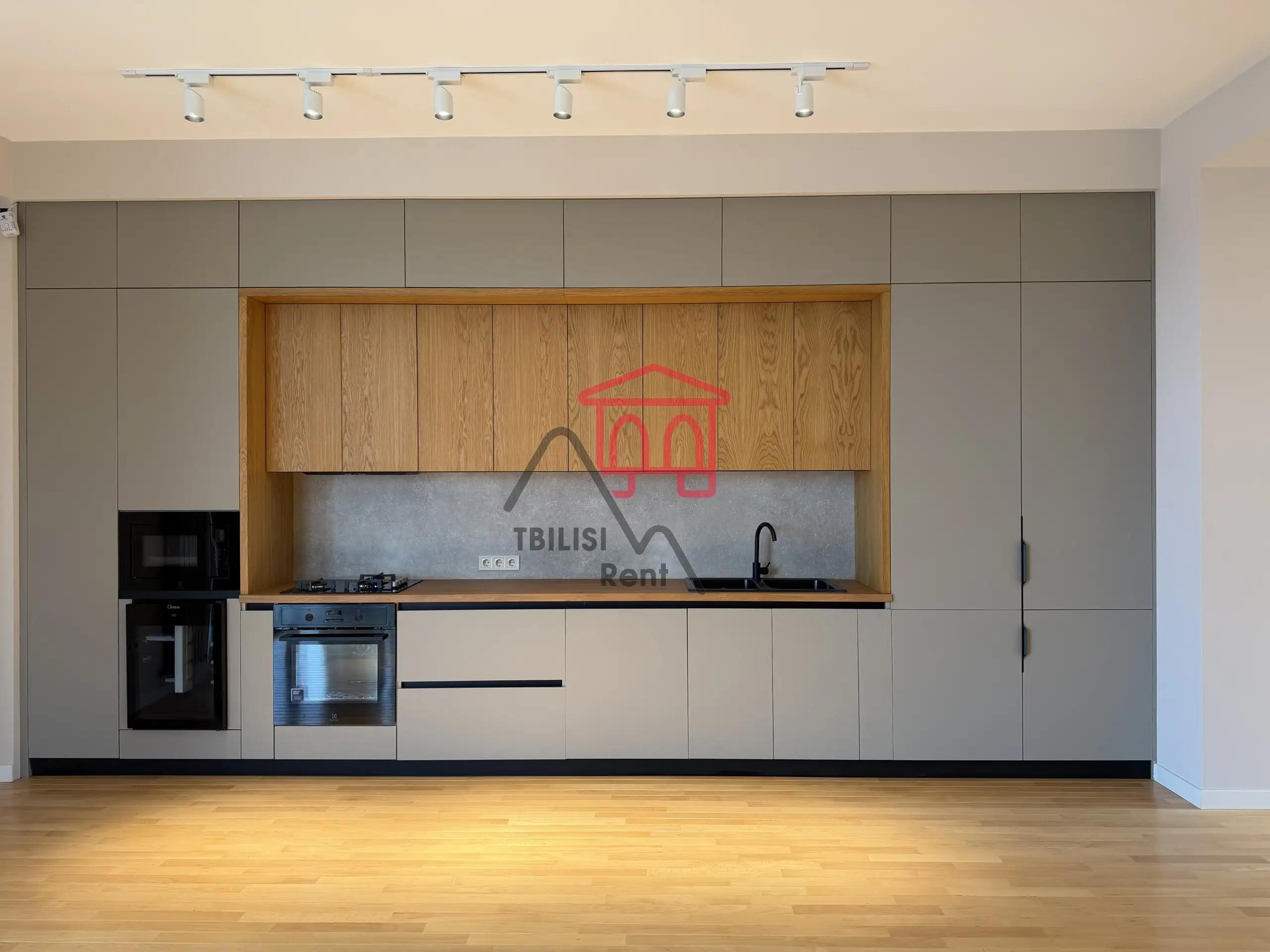 Exclusive 3-Bedroom Apartment in Krtsanisi photo 7 of 8