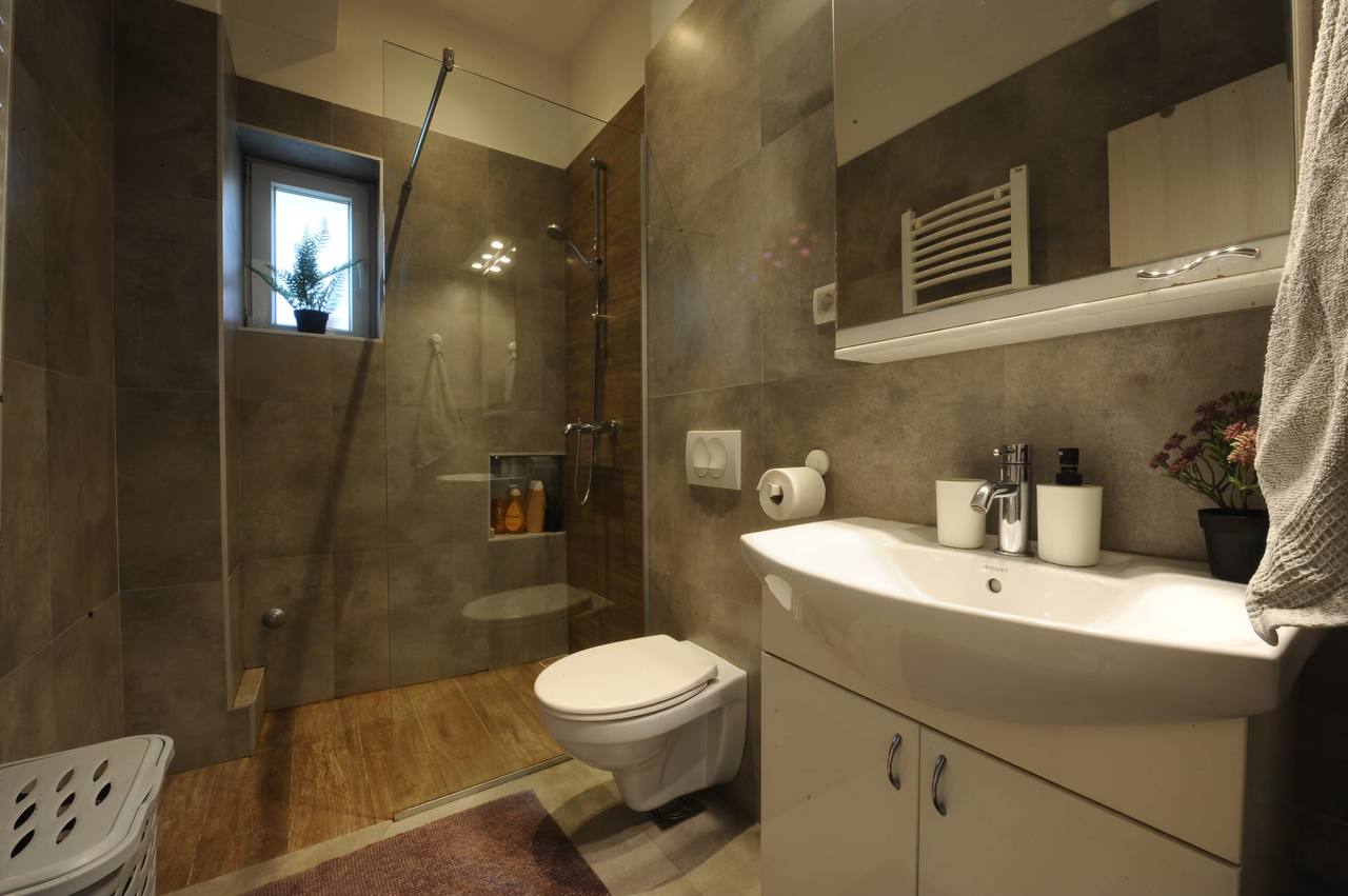 1-Bedroom Apartment on Đorđa Jovanovića photo 4 of 4