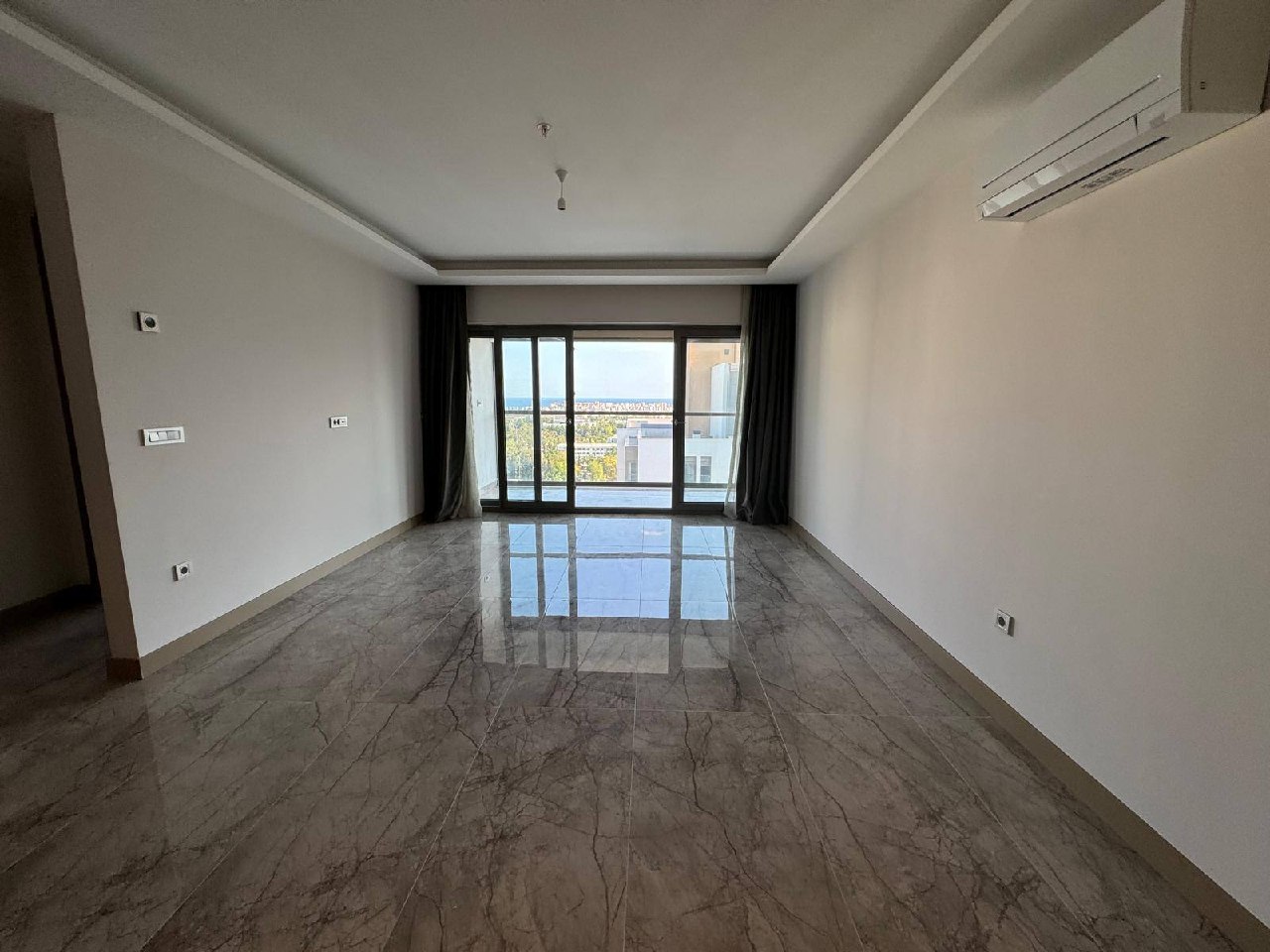 Unfurnished 2-Bedroom Apartment in Terra Manzara photo 3 of 7
