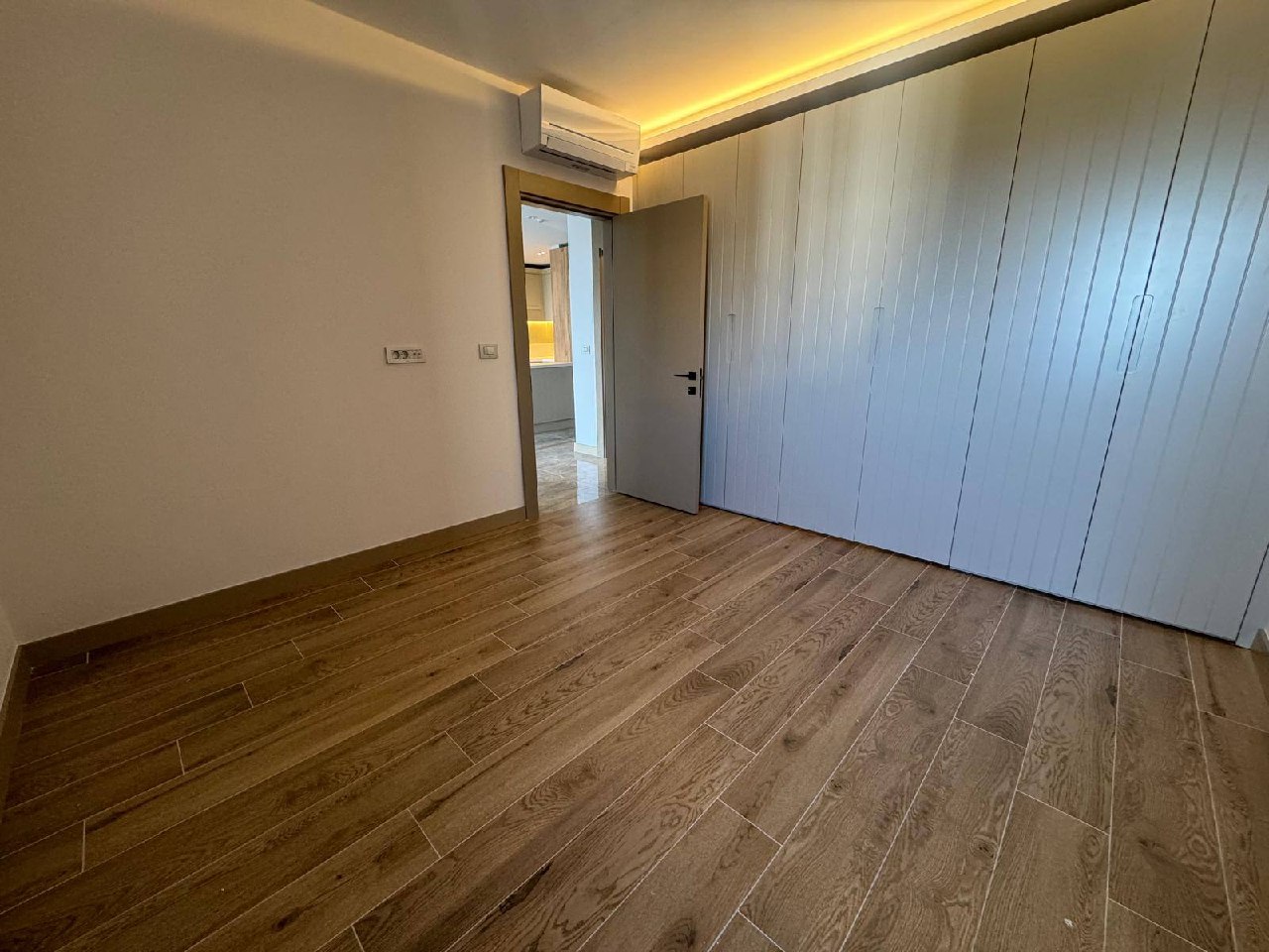 Unfurnished 2-Bedroom Apartment in Terra Manzara photo 5 of 7