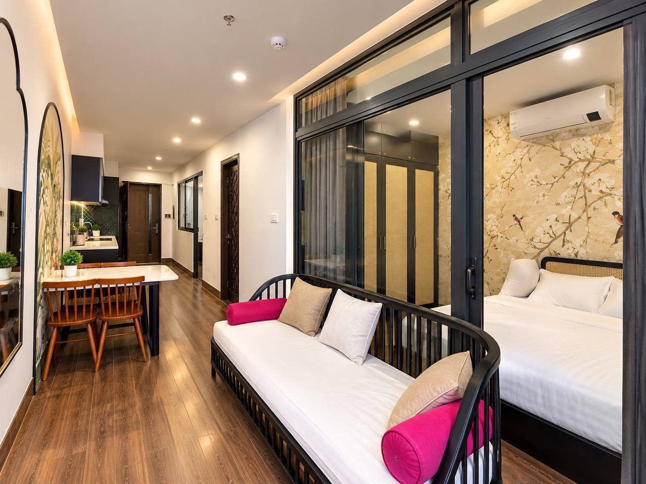 2-Bedroom Apartment in Khue My photo 2 of 8