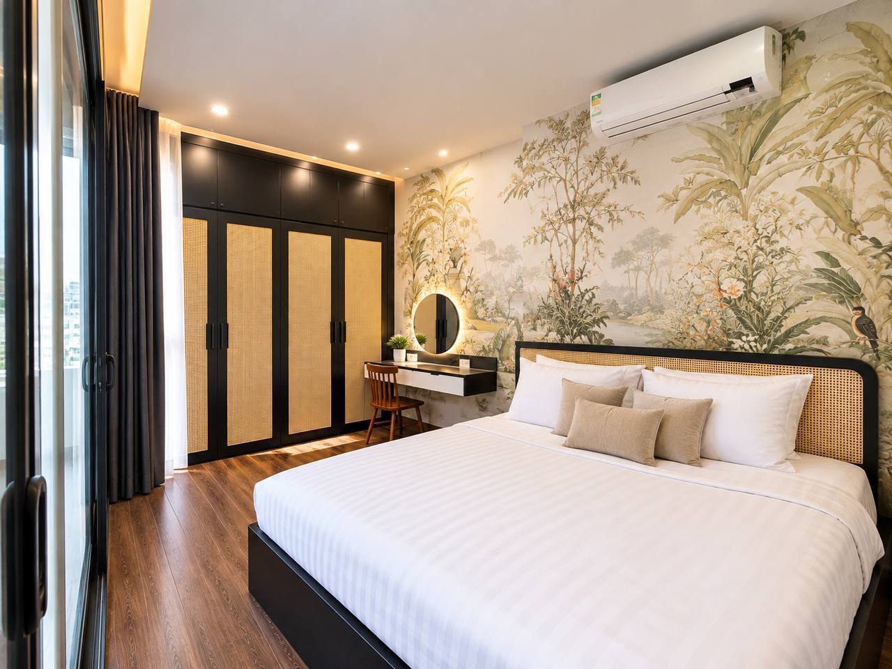 2-Bedroom Apartment in Khue My photo 3 of 8