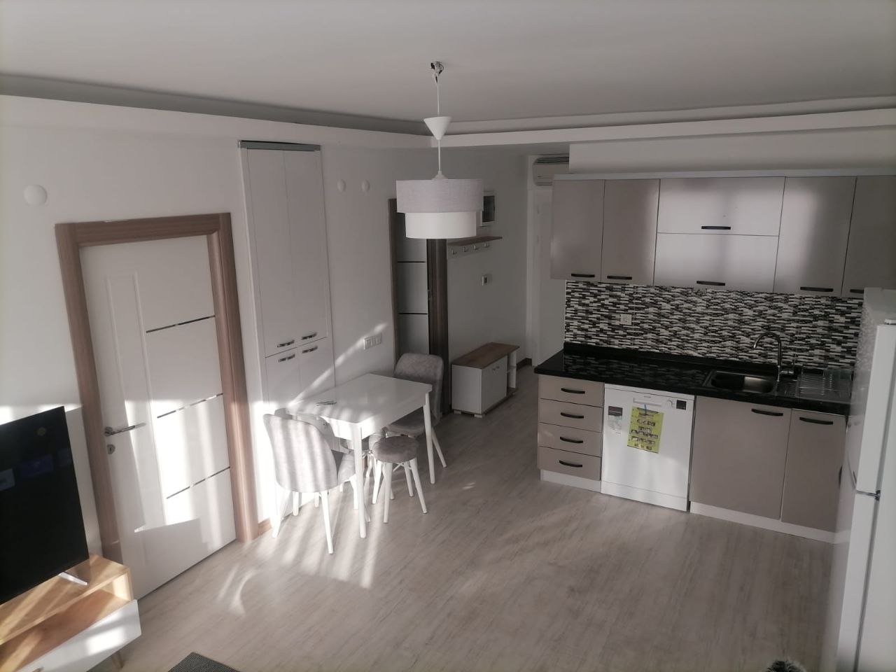 1-Bedroom Apartment in Hurma, Antalya photo 3 of 8