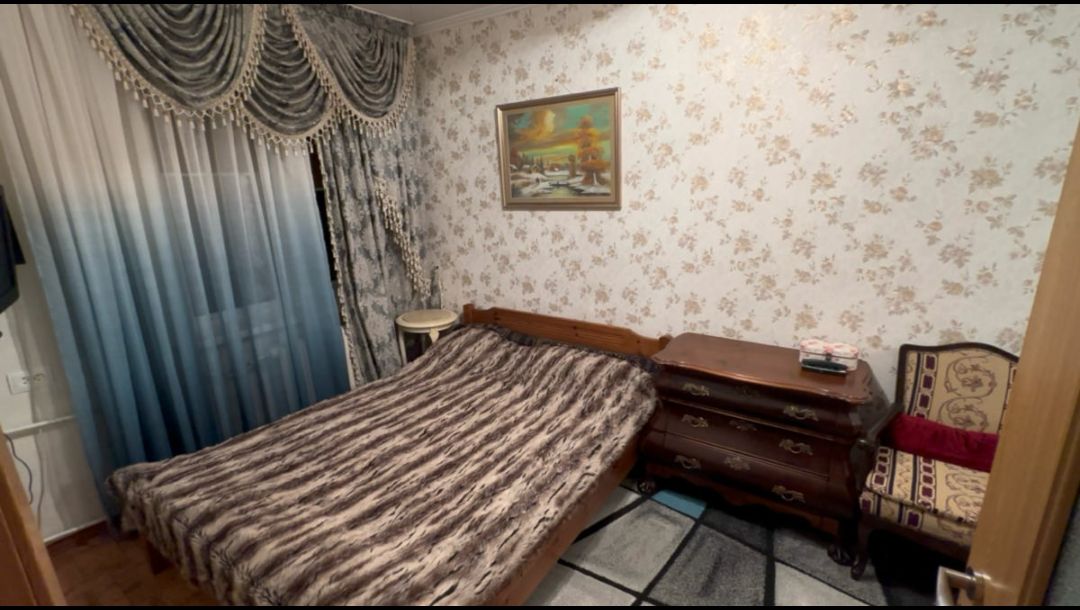 Two-Room Apartment in Botanica photo 5 of 8