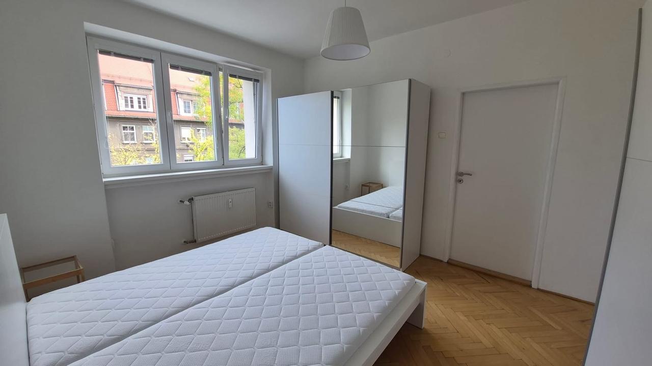 Furnished Two-Bedroom Apartment on Vajnorská Street photo 5 of 8