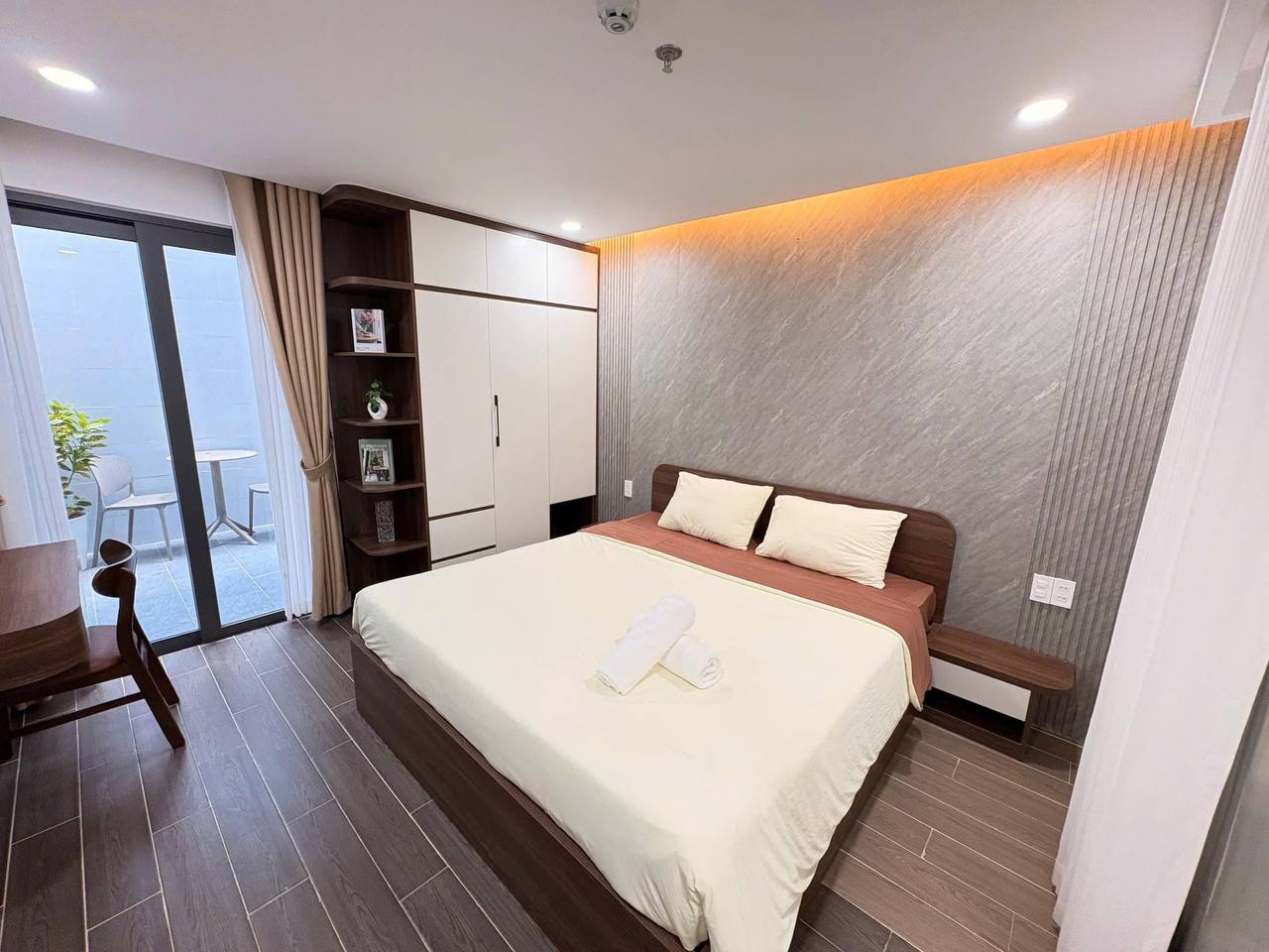 Brand-New 1-Bedroom Apartment in Son Tra photo 4 of 7